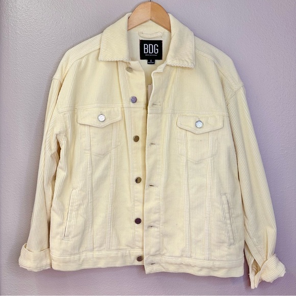 NWT Urban Outfitters BDG Pastel Yellow Corduroy Trucker Jacket - Picture 3 of 10